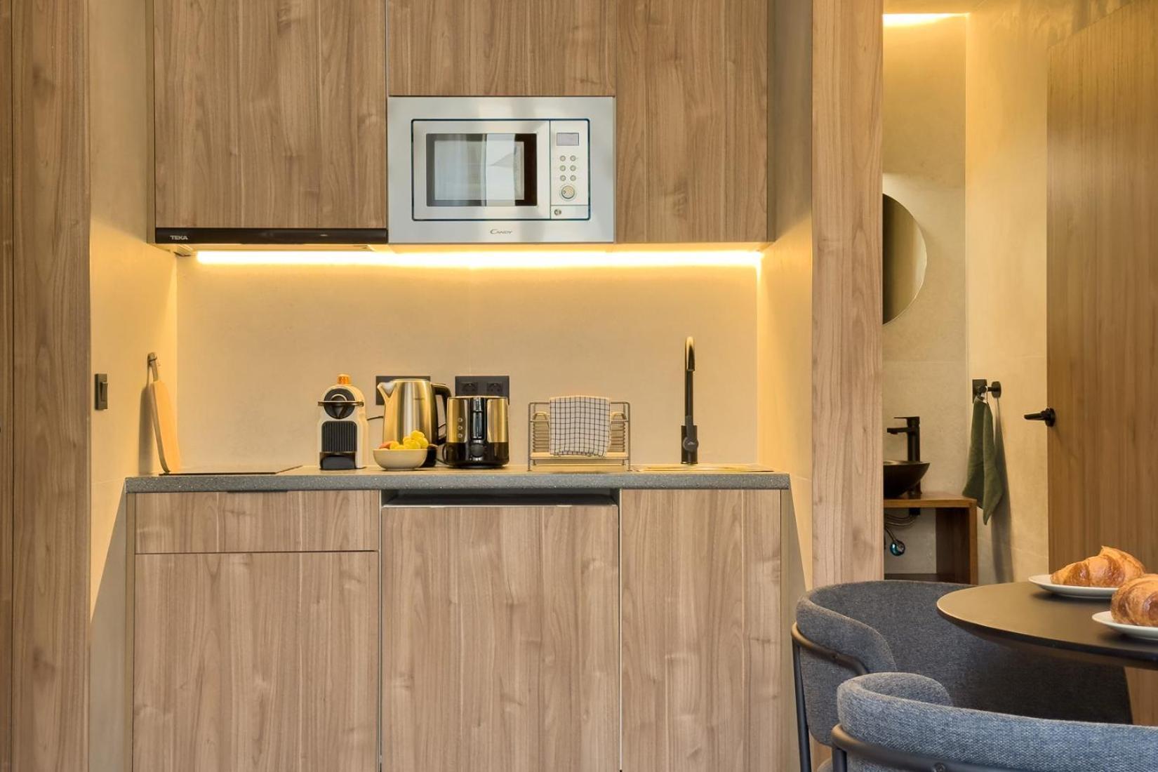 Beautiful & Comfy City Center Apartment Barcelona Ngoại thất bức ảnh