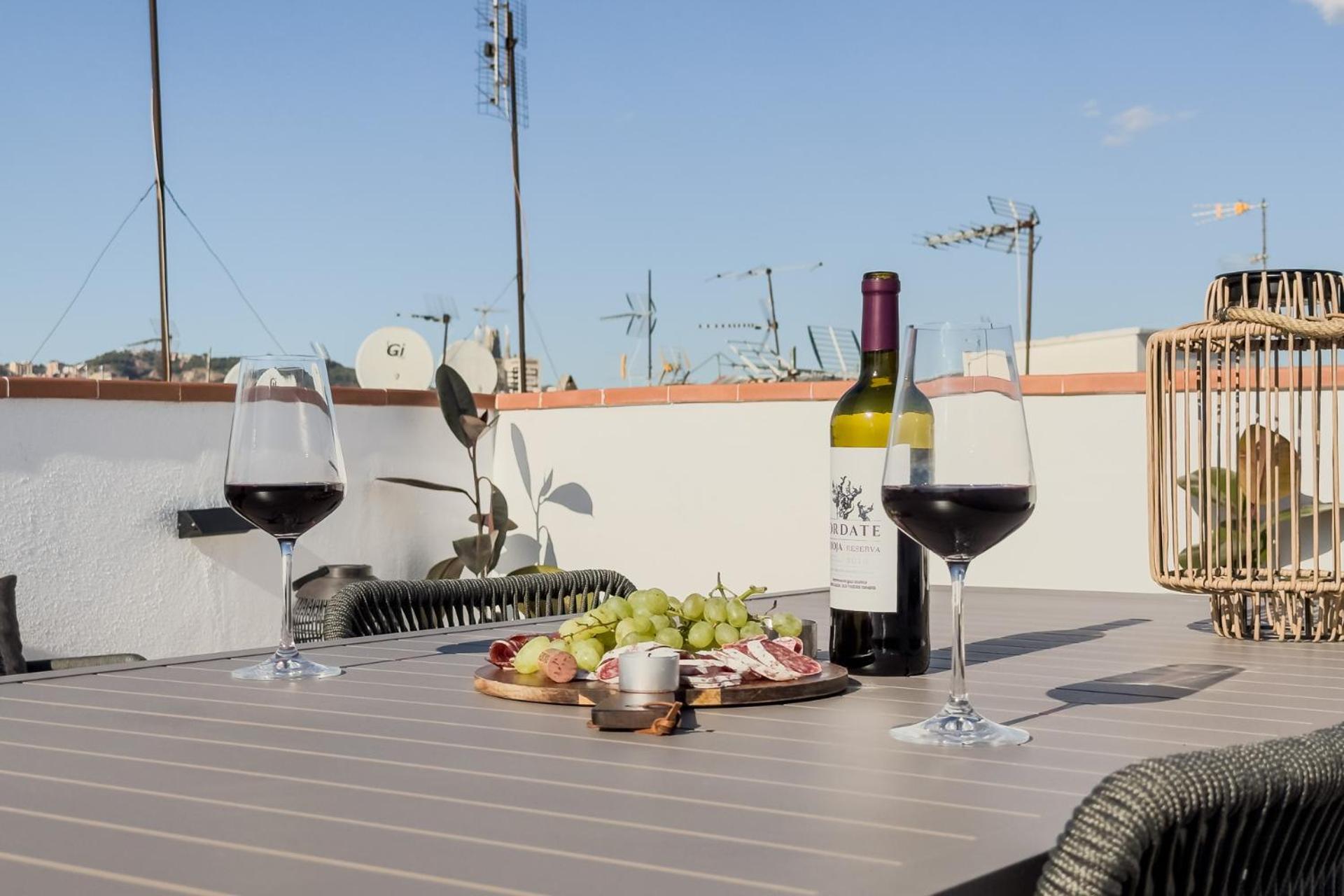 Beautiful & Comfy City Center Apartment Barcelona Ngoại thất bức ảnh